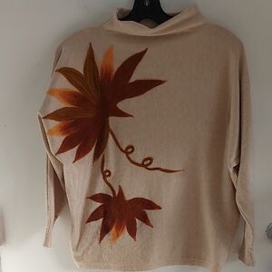 Aaeda tan sweater with a floral design - S